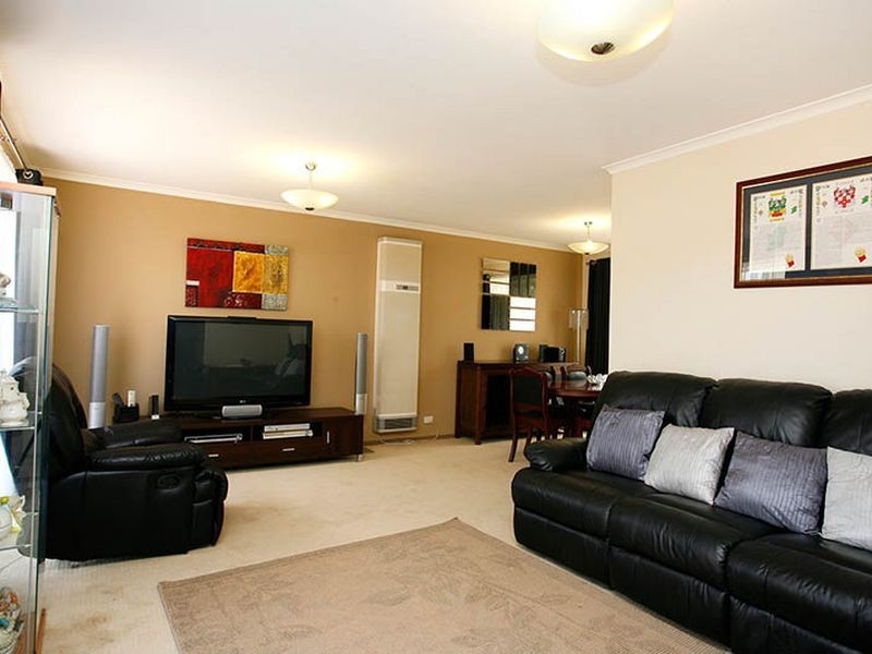 61 Dowling  Avenue, Hoppers Crossing VIC 3029