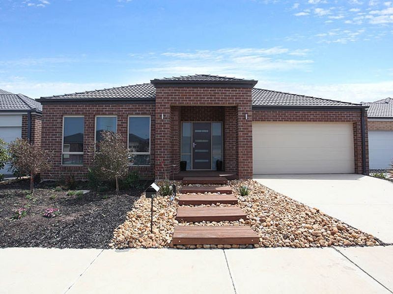 18 Rising Sun Parade, Tarneit VIC 3029
