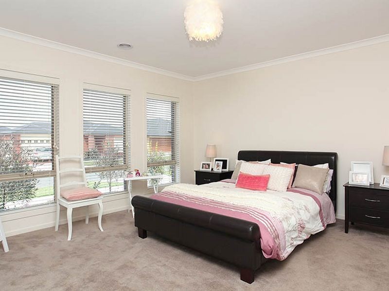 18 Rising Sun Parade, Tarneit VIC 3029