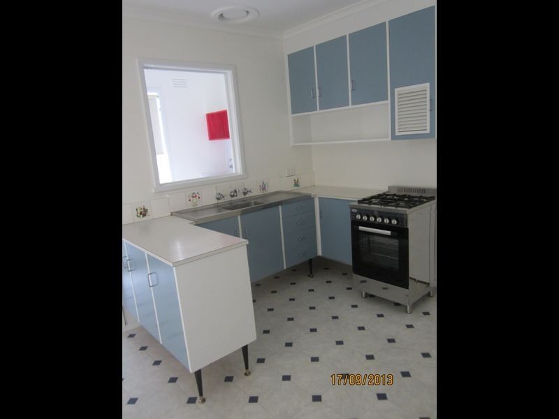 33 Powell Drive, Hoppers Crossing VIC 3029