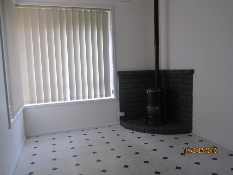 33 Powell Drive, Hoppers Crossing VIC 3029