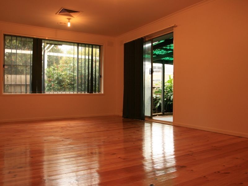 43 Shoalhaven Street, Werribee VIC 3030