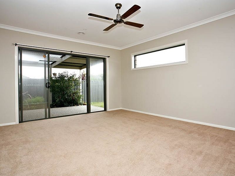 8 Mundi Crescent, Wyndham Vale VIC 3024