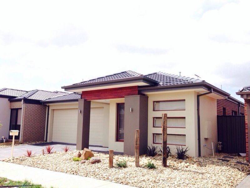 10 Lambourne Avenue, Truganina VIC 3029