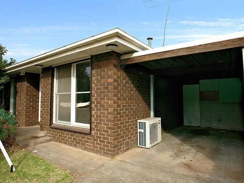 4/2 Railway Avenue, Werribee VIC 3030