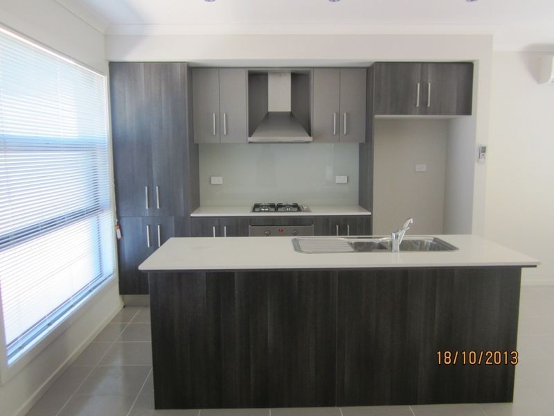 31 Basinview Drive, Tarneit VIC 3029