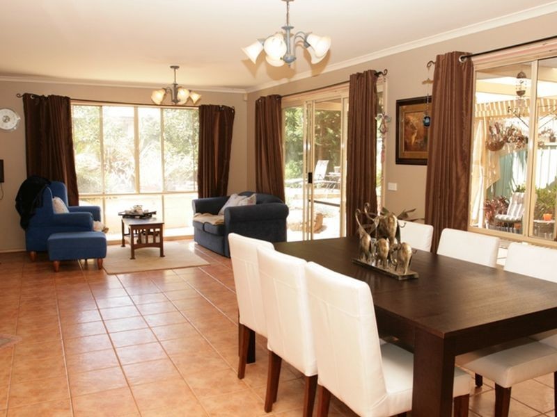 20 Amber Place, Wyndham Vale VIC 3024