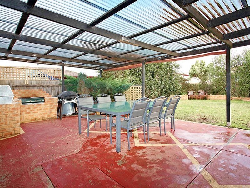 21 Deloraine Drive, Hoppers Crossing VIC 3029