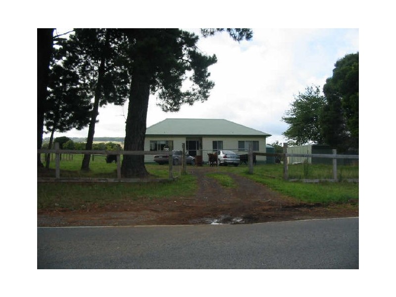 105 National Park Road, Kinglake West VIC 3757