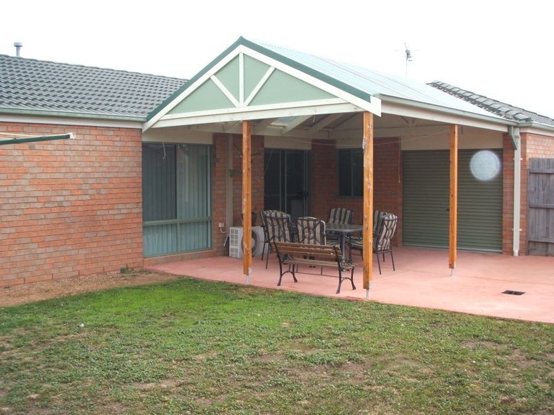 4 Lamplighter Court, Whittlesea VIC 3757