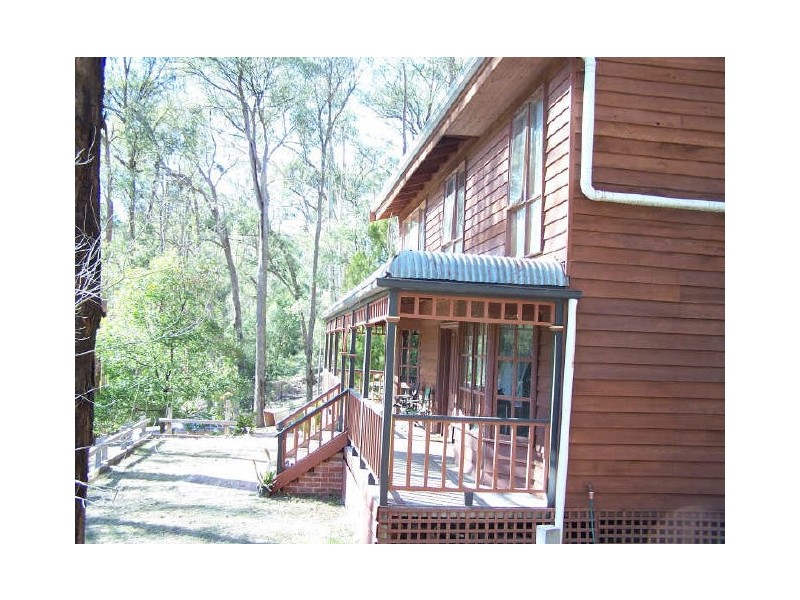 14 Silver Parrot Road, Flowerdale VIC 3717
