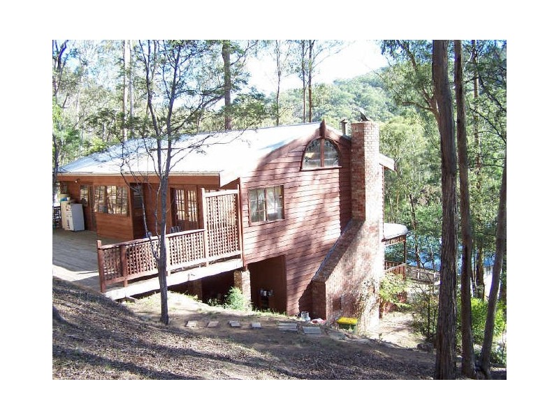 14 Silver Parrot Road, Flowerdale VIC 3717