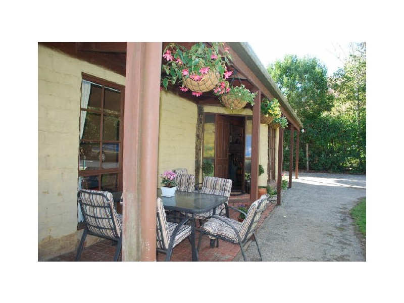 51 Riverside Crescent, Flowerdale VIC 3717