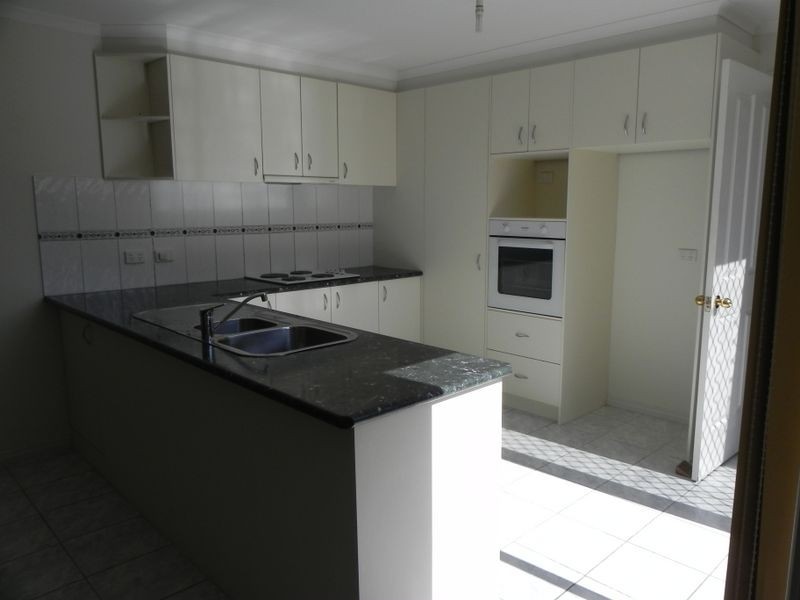 6 Mopoke Mews, Whittlesea VIC 3757