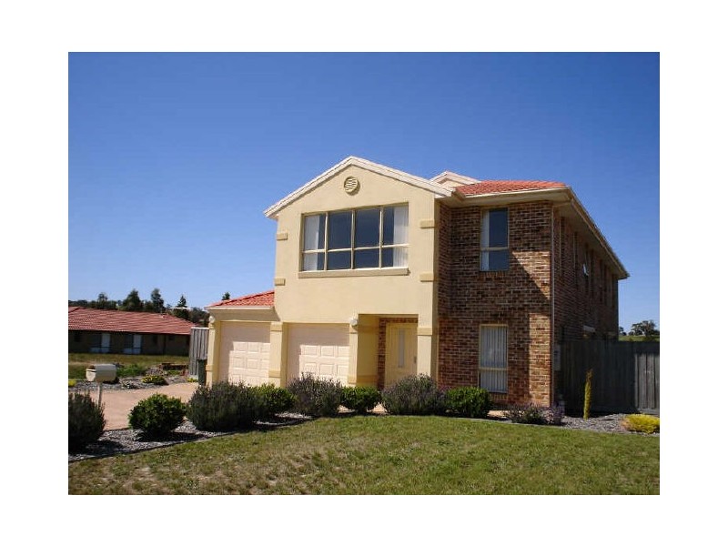 43 Augusta Way, Hidden Valley VIC 3756