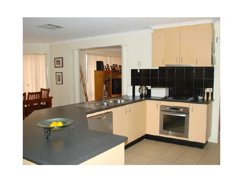 41 Oakbank Boulevard, Whittlesea VIC 3757