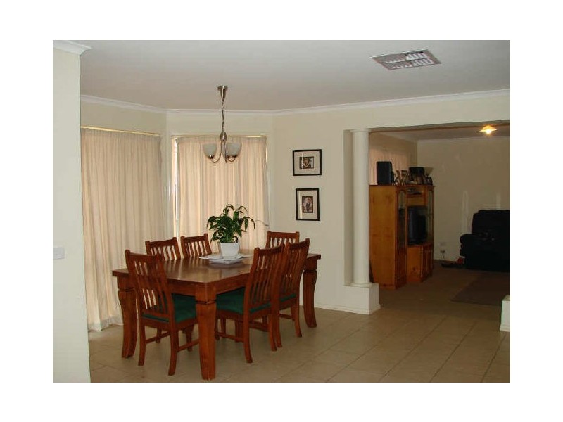 41 Oakbank Boulevard, Whittlesea VIC 3757