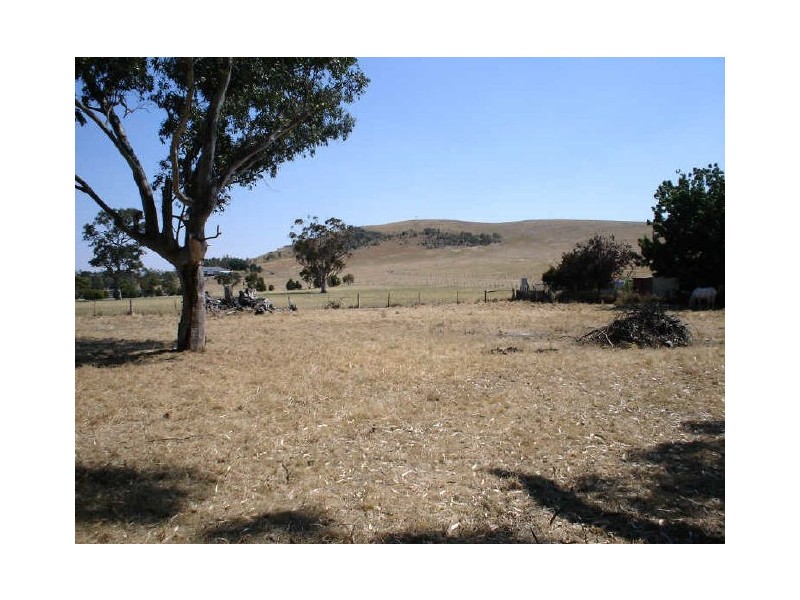 2064 Donnybrook Road, Yan Yean VIC 3755