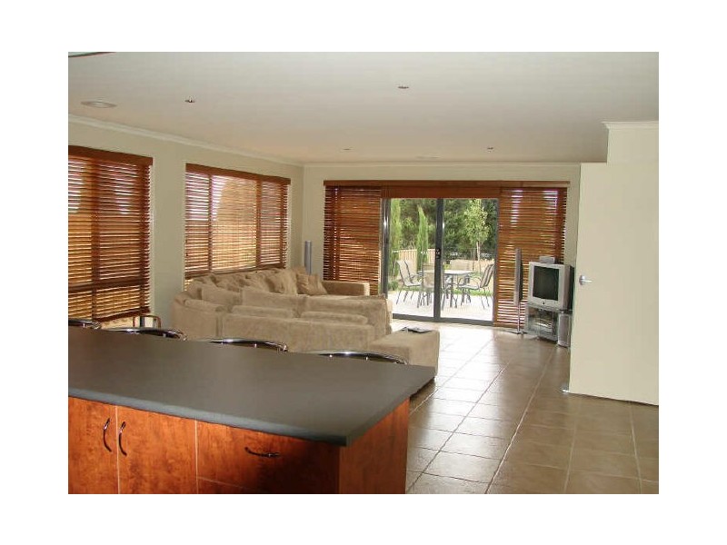 70 Augusta Way, Hidden Valley VIC 3756