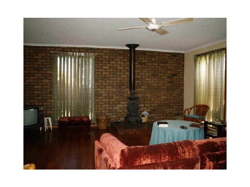 1 Arnold Street, Whittlesea VIC 3757