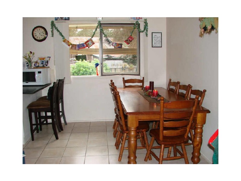 1/9 Macmeikan Street, Whittlesea VIC 3757