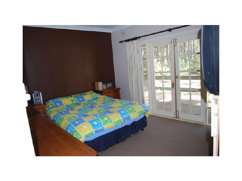 4 Macedon Court, Kinglake West VIC 3757