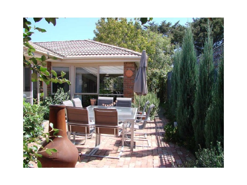 6 Hilda Place, Whittlesea VIC 3757