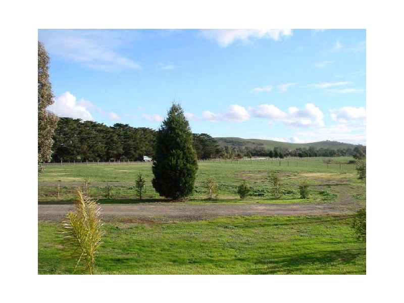 105 Reservoir Road, Yan Yean VIC 3755