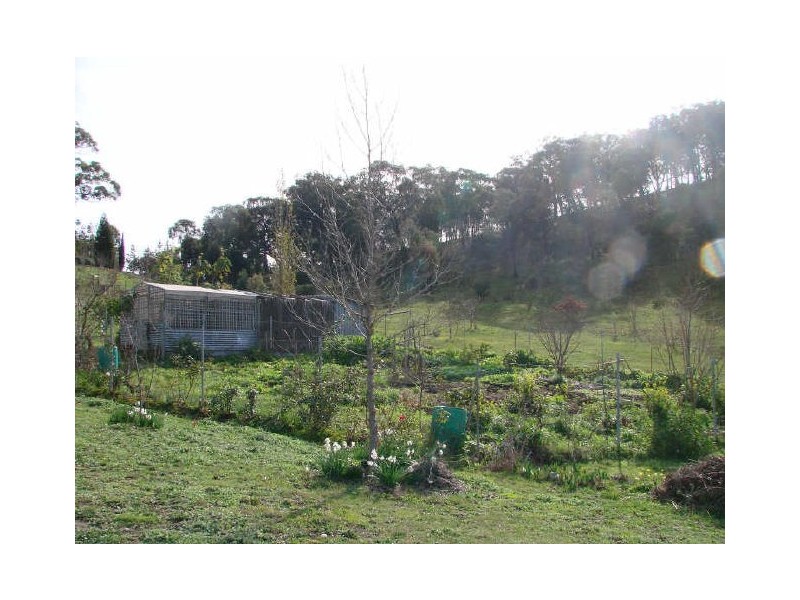 100 Seventeenth Avenue, Eden Park VIC 3757