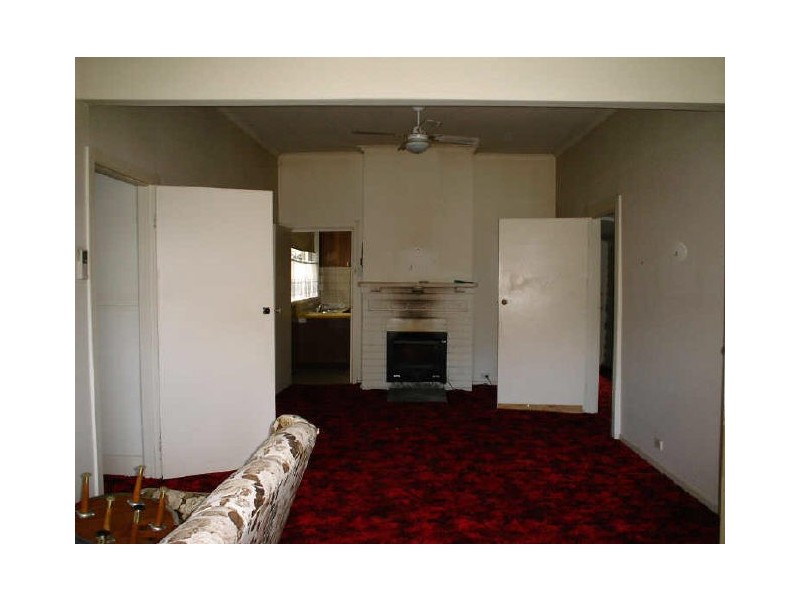 38 Deviation Road, Kinglake VIC 3763