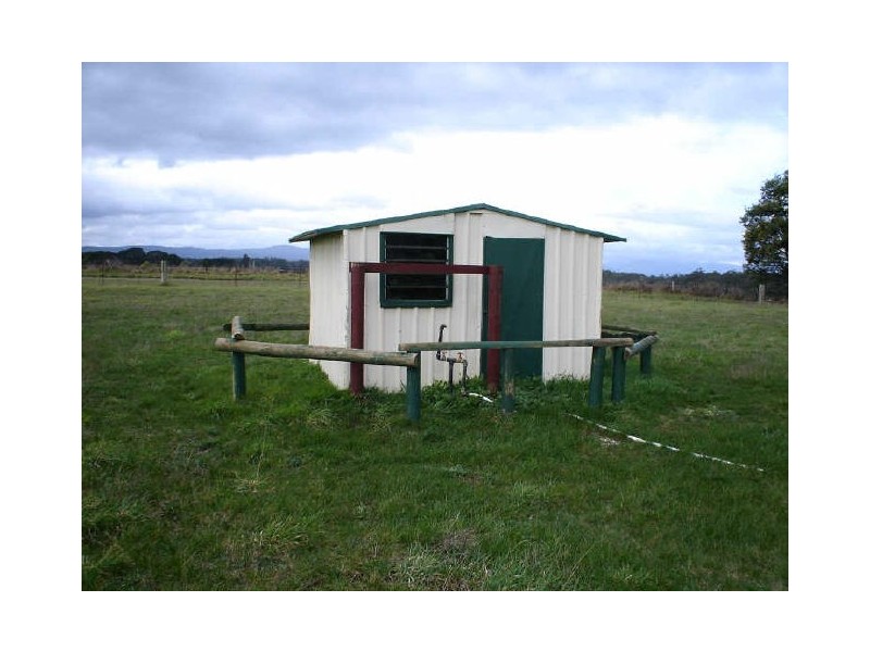 38 Deviation Road, Kinglake VIC 3763