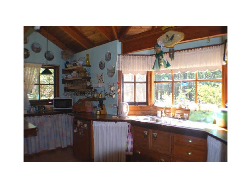 257 Edenvale Crescent, Kinglake West VIC 3757