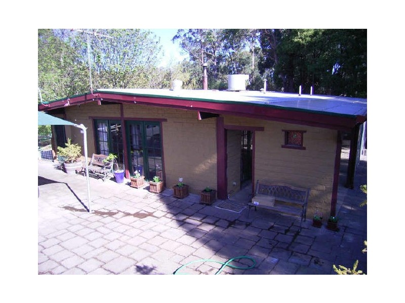 17 Keith  Street, Kinglake VIC 3763
