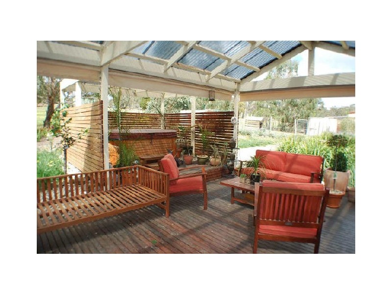 109 Ridge Road, Whittlesea VIC 3757