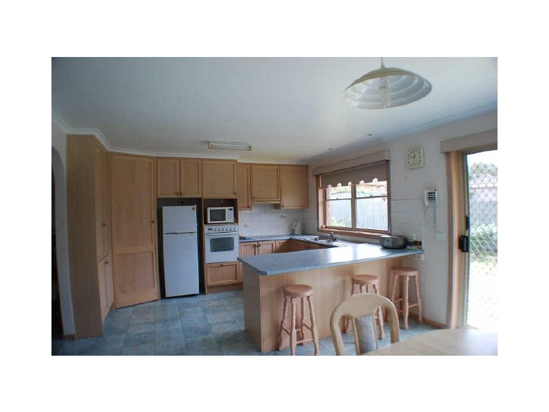 8A Walnut Street, Whittlesea VIC 3757