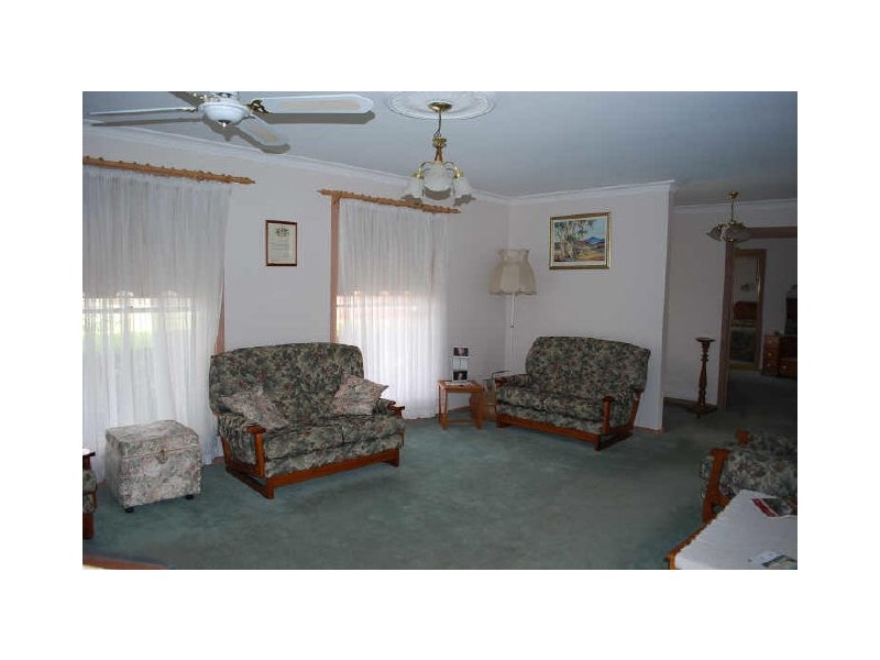 8A Walnut Street, Whittlesea VIC 3757