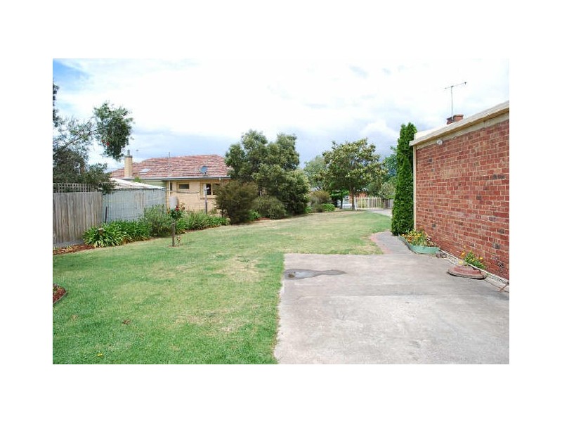 8A Walnut Street, Whittlesea VIC 3757