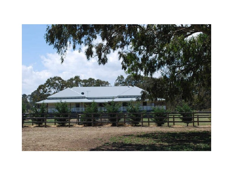120 Cades Road, Yan Yean VIC 3755