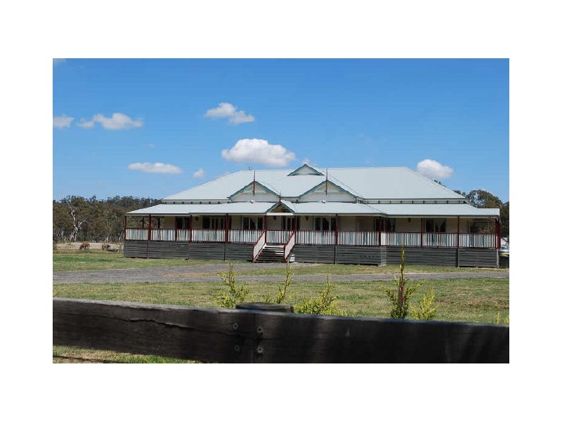120 Cades Road, Yan Yean VIC 3755