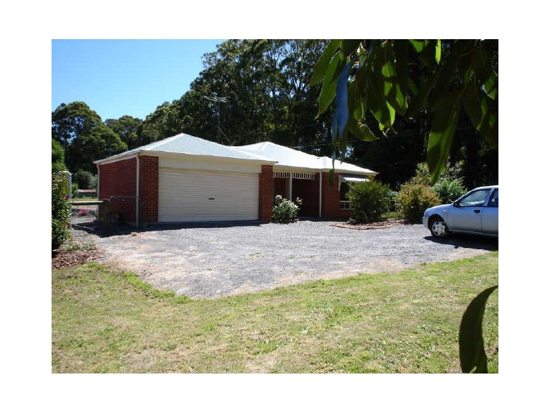 19 Extons Road, Kinglake VIC 3763