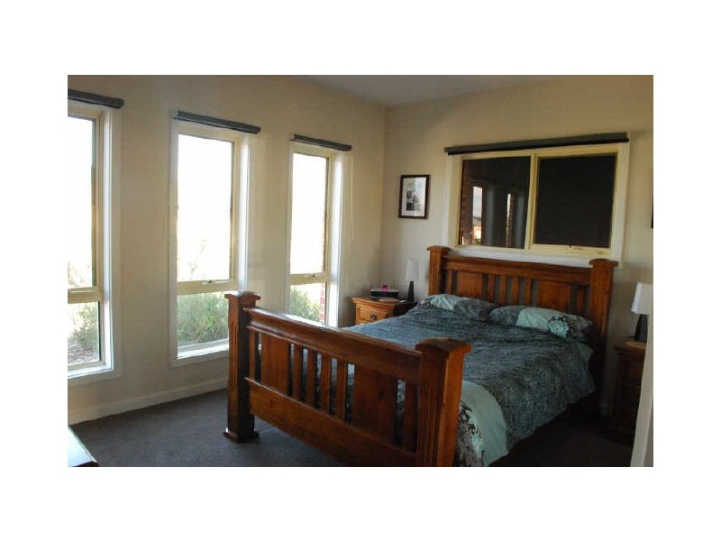 60 Oakbank Boulevard, Whittlesea VIC 3757