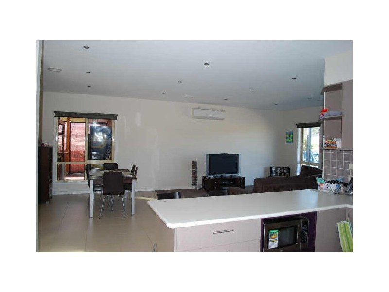 60 Oakbank Boulevard, Whittlesea VIC 3757