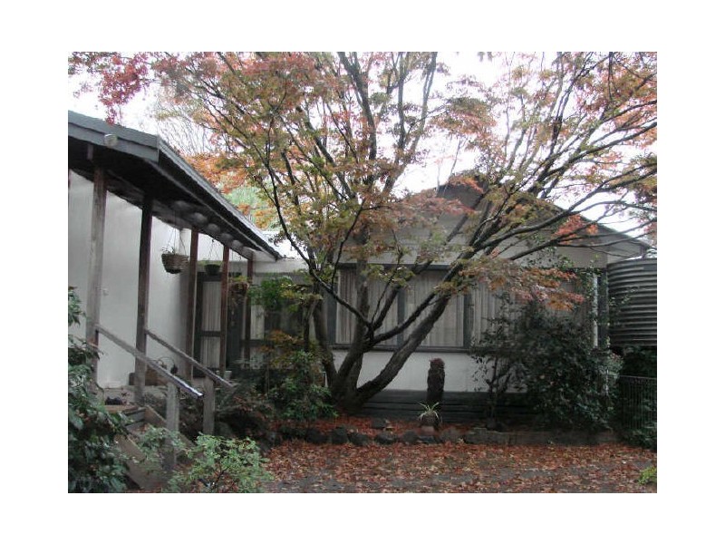 35 Riverside Crescent, Flowerdale VIC 3717