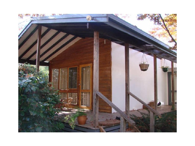 35 Riverside Crescent, Flowerdale VIC 3717