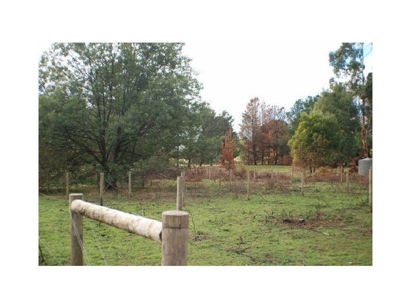 1038 Whittlesea Kinglake Road, Kinglake West VIC 3757