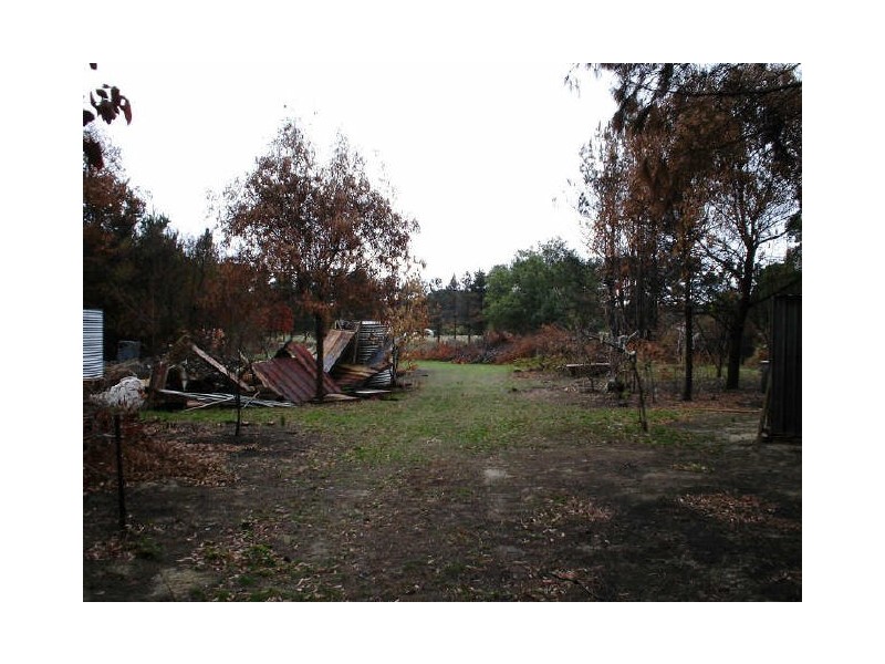 1038 Whittlesea Kinglake Road, Kinglake West VIC 3757