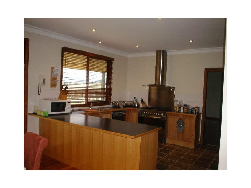 170 Seventh Avenue, Eden Park VIC 3757