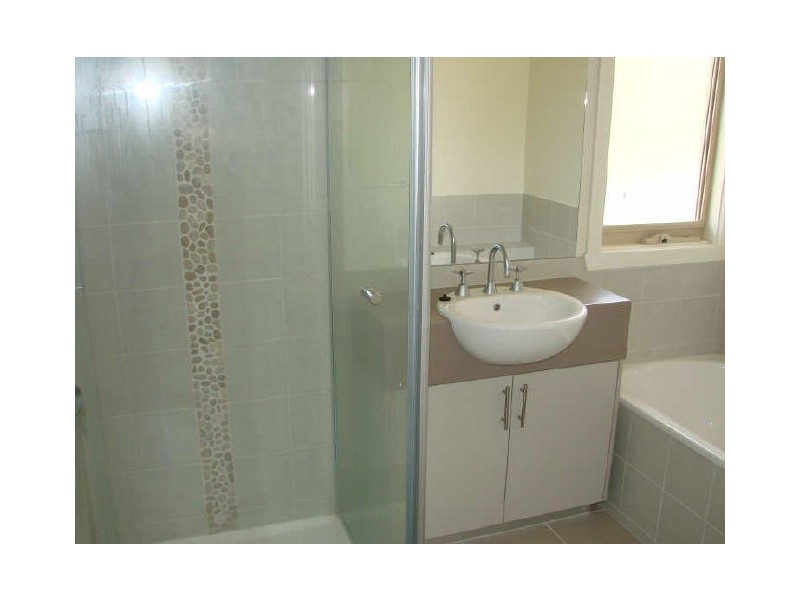 9/3 Egret Place, Whittlesea VIC 3757