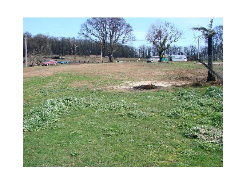 17 Pine Ridge Road, Kinglake West VIC 3757