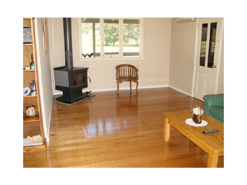 320 Eighth Avenue, Eden Park VIC 3757